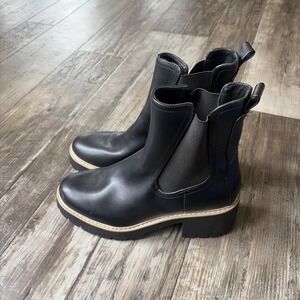 DV Dolce Vita Women Sz 8.5Tattler Lug Sole Platform Chelsea Boots Black Leather